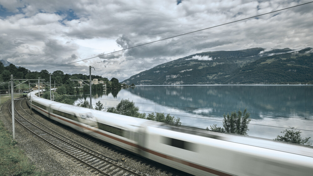 Testing solutions for the railway industry<br><br>Urban transport, Freight transport, Passenger trains