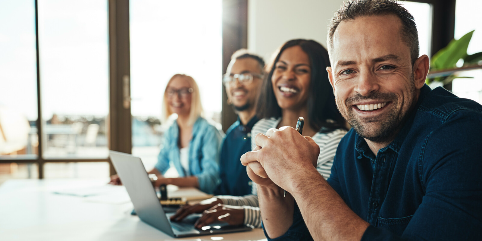 <h1>Gemeinsam übernehmen wir Verantwortung – für unser Handeln, für unsere Arbeit und für unsere Zukunft.</h1>