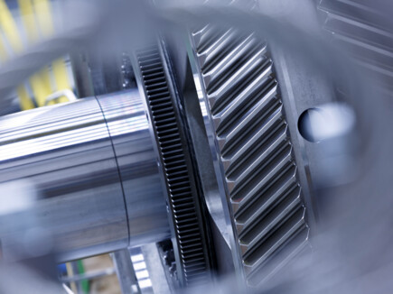 Specially designed dual-engine marine gearboxes