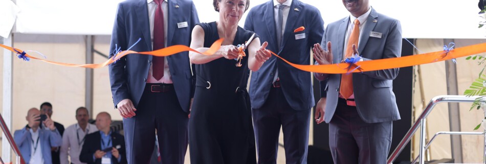 RENK weiht neues Werk in Indien ein und stärkt strategische Partnerschaften in Verteidigung und Industrie