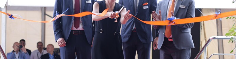 RENK weiht neues Werk in Indien ein und stärkt strategische Partnerschaften in Verteidigung und Industrie